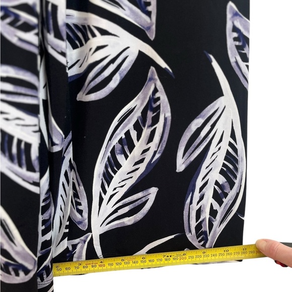 DKNY printed leaf sleeveless jumpsuit romper zip stretch summer women’s 8 medium - Picture 10 of 16